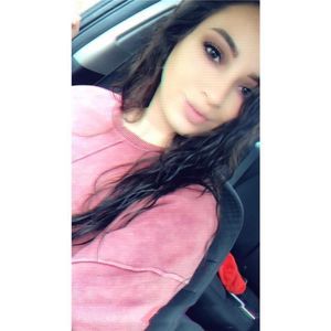 Meet your Posher, Kayla